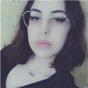 Profesora de inglés que imparte clases hasta nivel B2